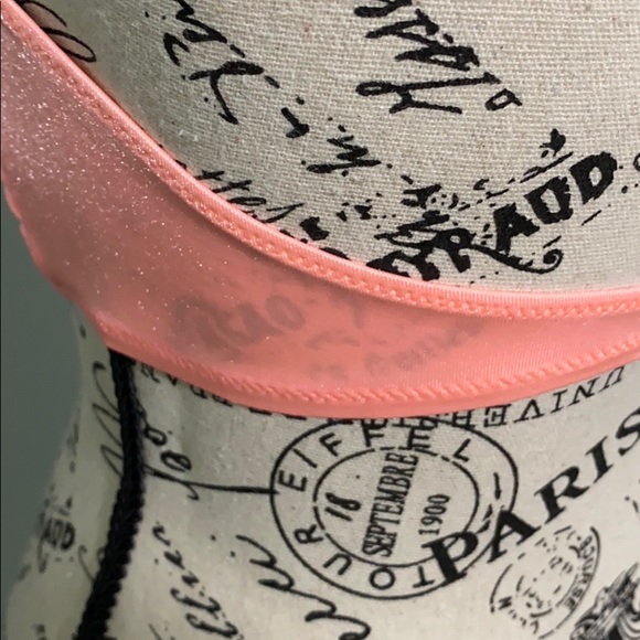 Victoria Secret Swim Bandeau - Picture 3 of 8